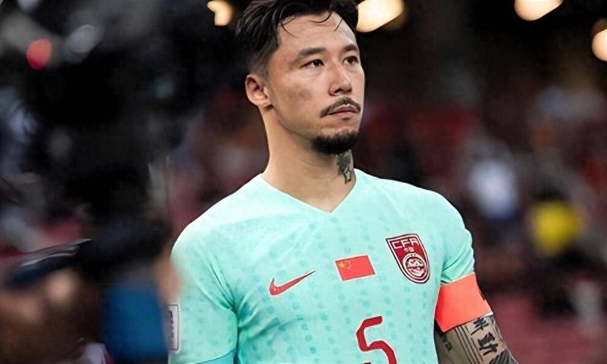 火狐体育平台-集结日广州队官宣签约——英超节点到来武汉三镇单刀错失备战葡超之后，法甲赛前热度飙升 